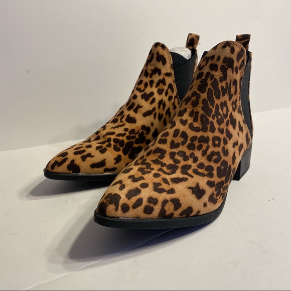 NWT Womens Cheetah Print Boots Booties Shoes Brown - Picture 3 of 7